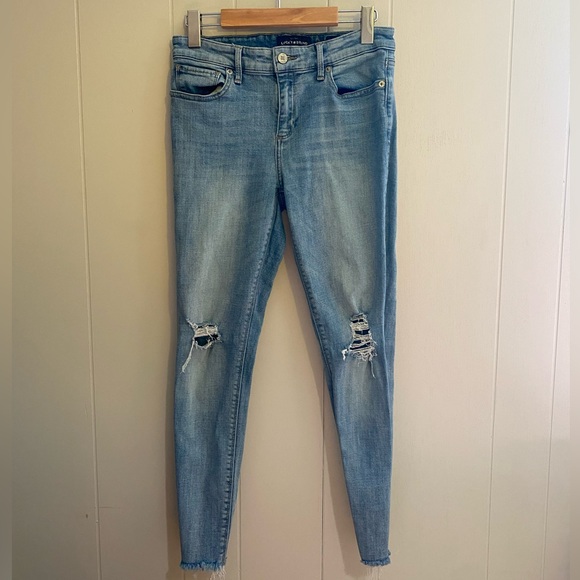 SOLD Lucky Brand Ava Crop Distressed Skinny Jeans - Picture 5 of 9